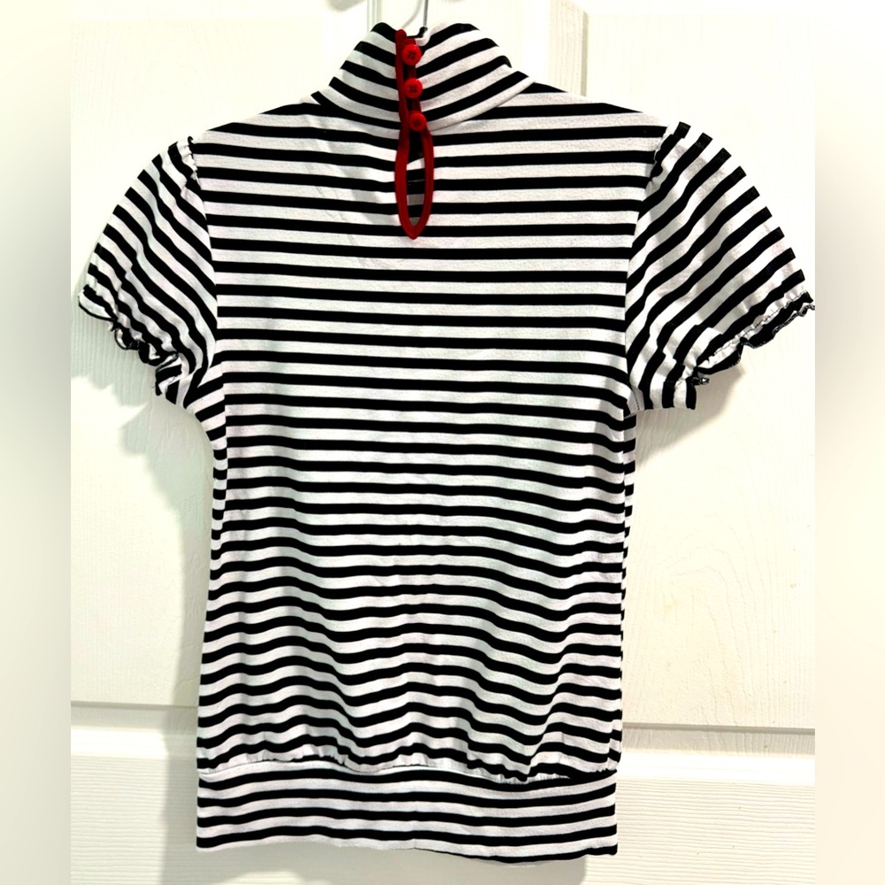 Black & White Striped w/Red Detail Neck Short Sleeve Turtleneck Blouse. Size M.